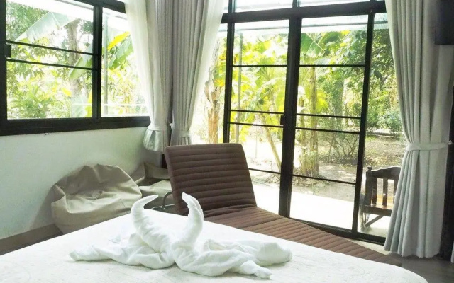 Baan Rai Klai Weang Homestay