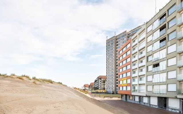 Studio in Oostduinkerke With Sea View