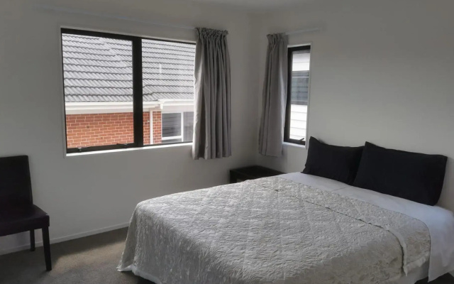 Private Room1 in Central Papatoetoe