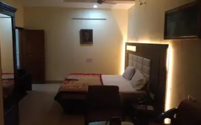Harman Hotel And Restaurant