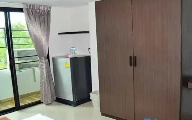 Soi 4 Service Residence