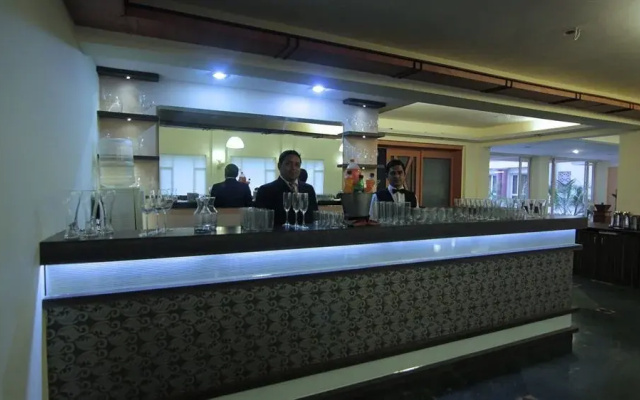 Leisure Vacations Mayur Emerald