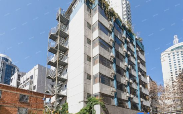 Kunming Poshe Themed Homestay (Nanping Pedestrian Street Branch)