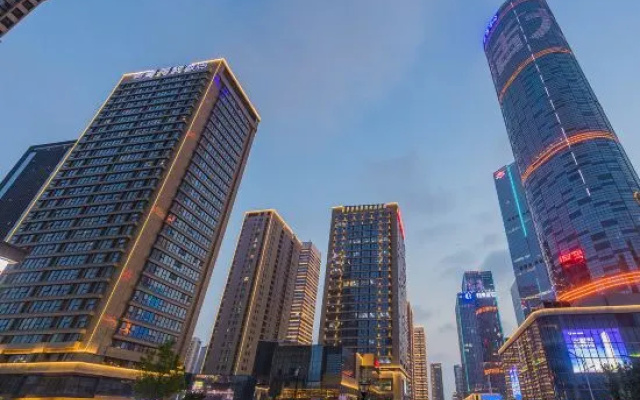 Mehood Lestie Hotel (Qingdao CBD)