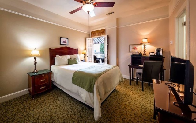 The Hotel Paisano