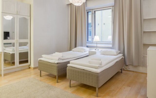 Отель Kotimaailma Helsinki Vaasankatu 25 Финляндия, Хельсинки - отзывы, цены и фото номеров - забронировать отель Kotimaailma Helsinki Vaasankatu 25 онлайн комната для гостей