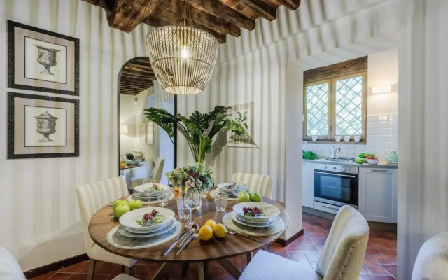 Casa Genny in Lucca With 1 Bedrooms and 1 Bathrooms