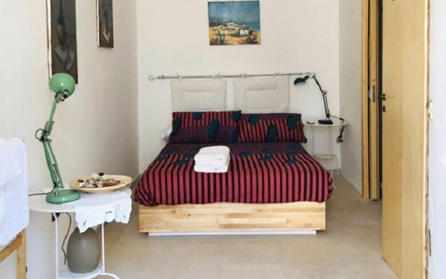 B&B Abaton