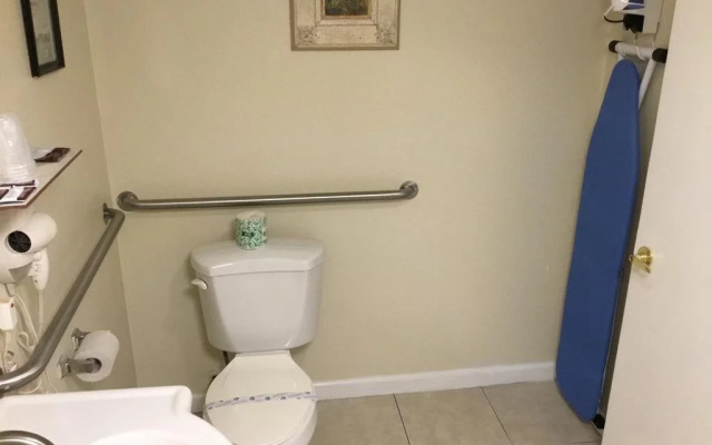 Jerrys Motel