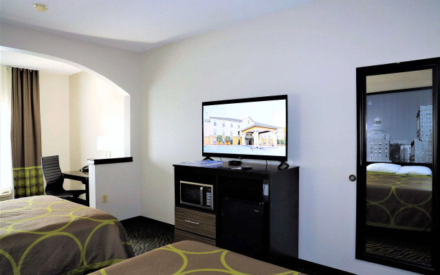 Super 8 by Wyndham High Point/Greensboro