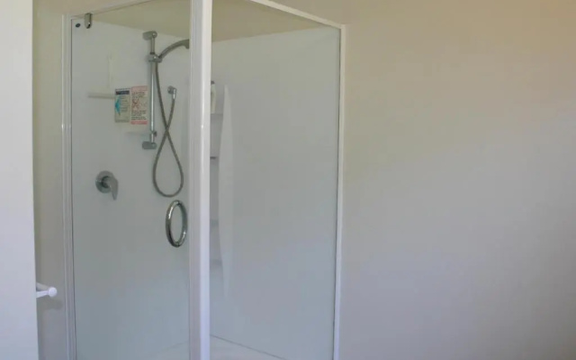 Twin Views - Waihi Beach Holiday Home