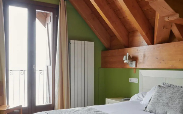 Aparthotel Tres Quiñones