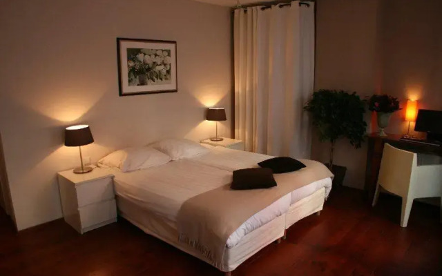 Amistad hotel