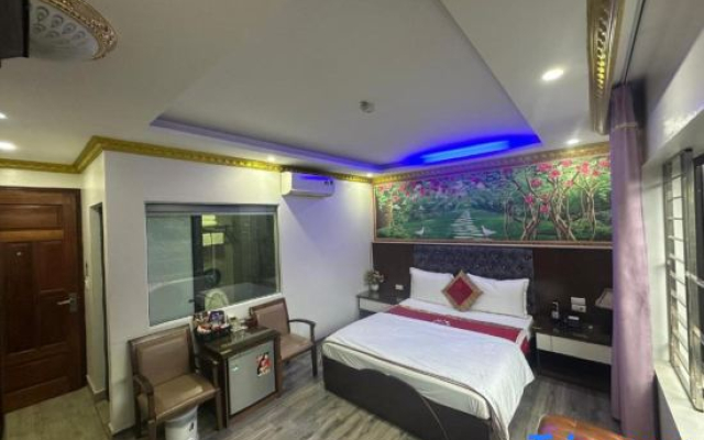 Hoang Gia Long Bien Hotel