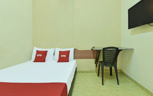 OYO 90702 Empire Inn 1