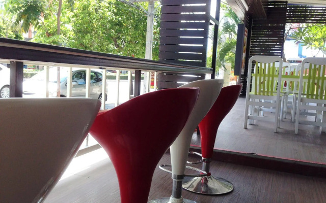 Yanadin Service Apartment