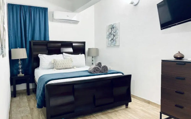 Rainforesthouse4-bl in Ceiba