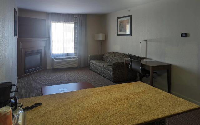 Quality Inn & Suites Northampton - Amherst