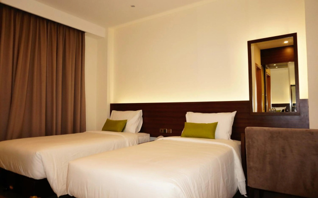 Airy Boulevard Ahmad Yani 17 Manado
