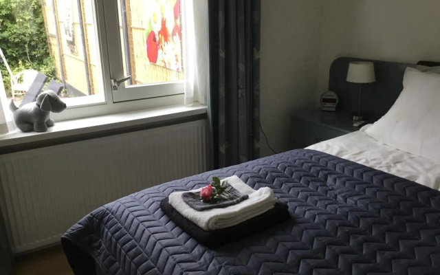 B & B Annamie