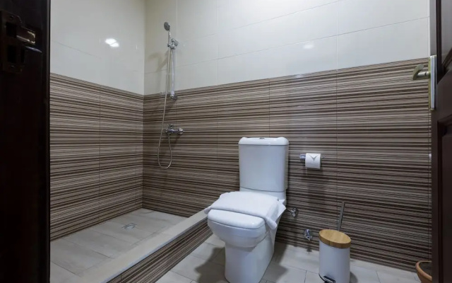 Villandro Residence