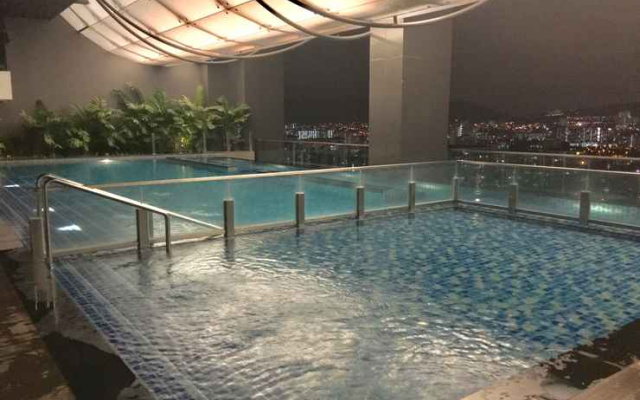 Studio Apartment 1 @ M City Residential Suites