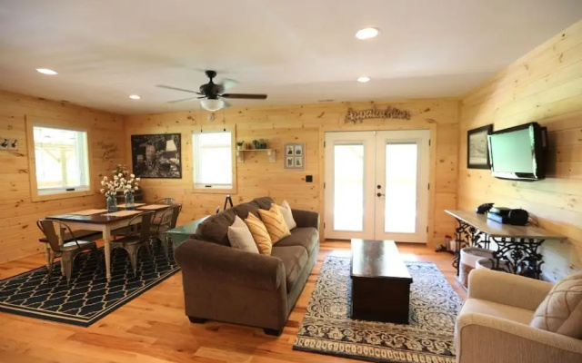 Dillingham Dacha - 2 Br Home