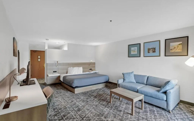 Waterbird Lakeside Inn