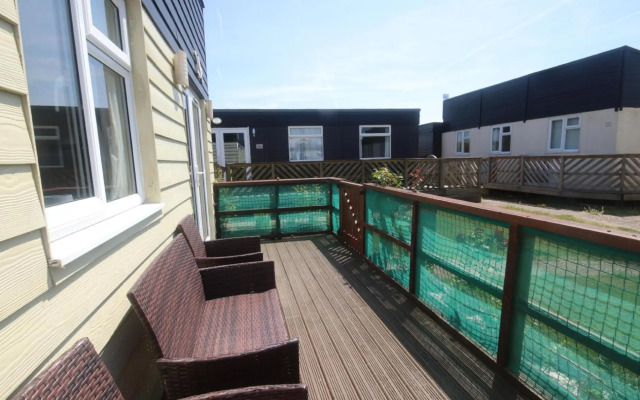 29C Medmerry Park 2 Bedroom Chalet
