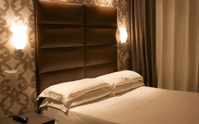 Leoni Hotel & Private Spa