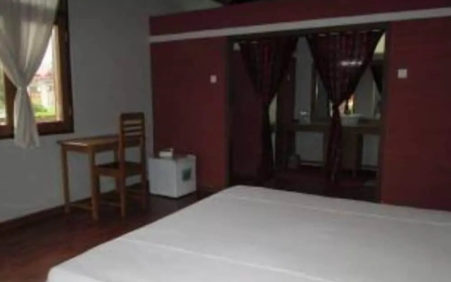 Pyi1 Guest House
