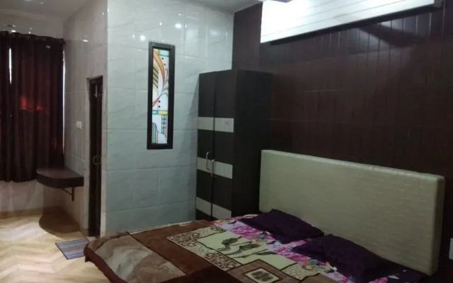 Hotel Holy City Paradise inn