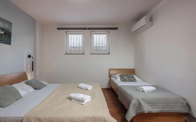Oasis Jadreski Apartments