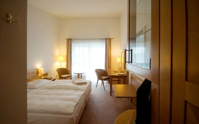 Golfhotel & Restaurant Lindenhof