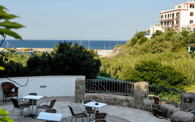 Cala Dei Romani