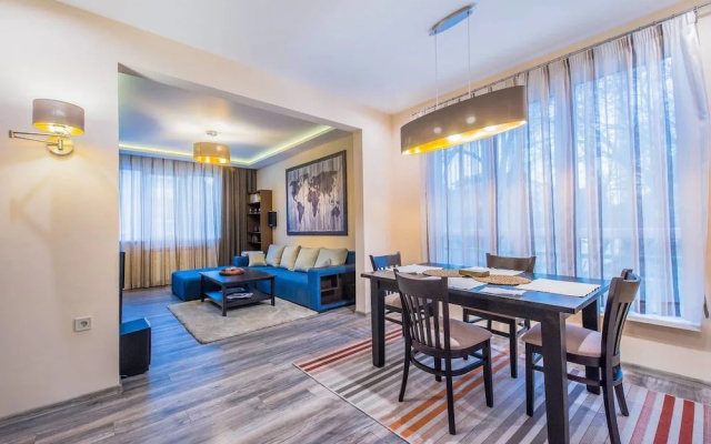FM Deluxe 1-BDR Apartment with Balcony - Slaveykov street
