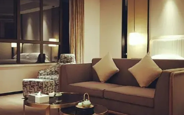 Ramada Plaza by Wyndham Shengzhou City Center