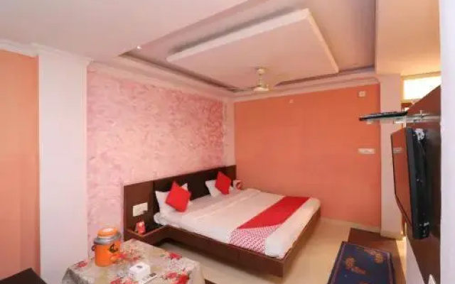 Hotel Rock View by OYO Rooms