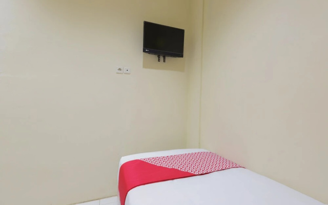 Caraka Inn Syariah by OYO Rooms