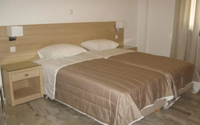 Topaz Apartments
