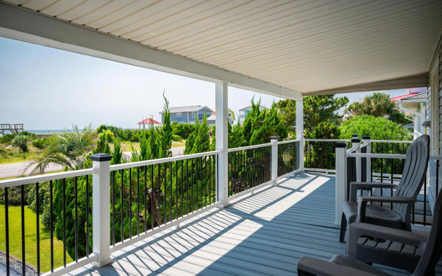 Sound Sleeper by Oak Island Accommodations
