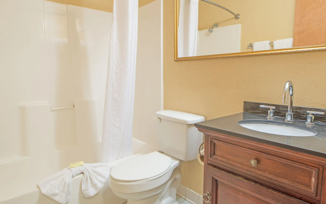 Hospitality Inn - Jacksonville