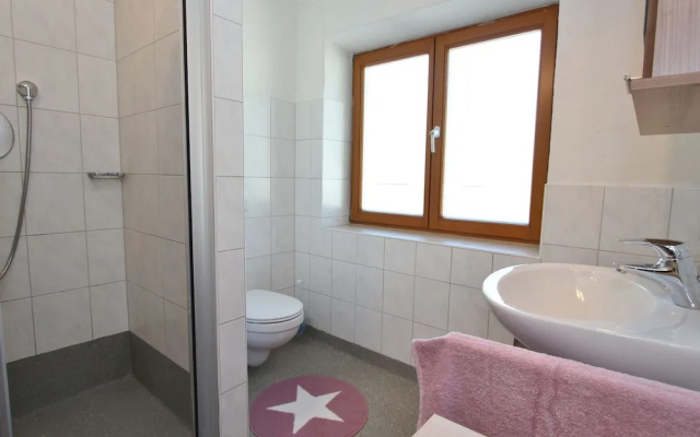 Mountain View Apartment With Garden In Muhlbach
