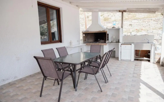 Beachfront bungalow in the area of Kampi, near Koundouros