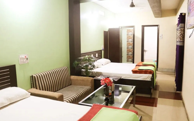 Hotel Tara Tower