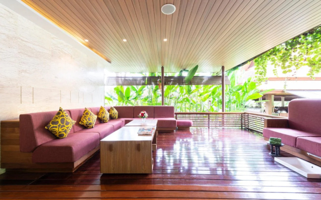 Khaolak Bay Front Resort