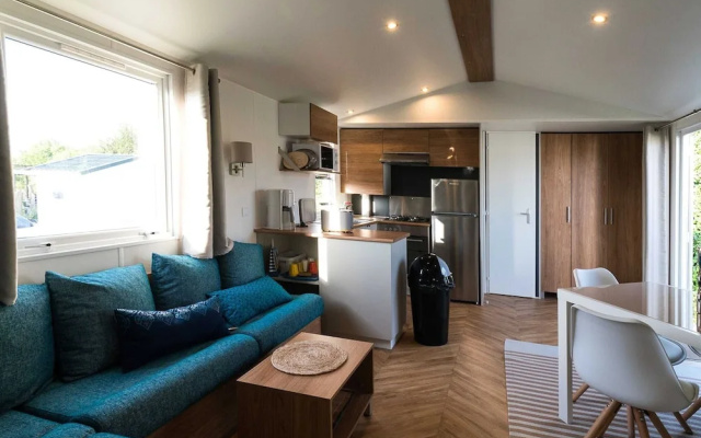 Chalet in Oostkapelle Near Beach & Pool