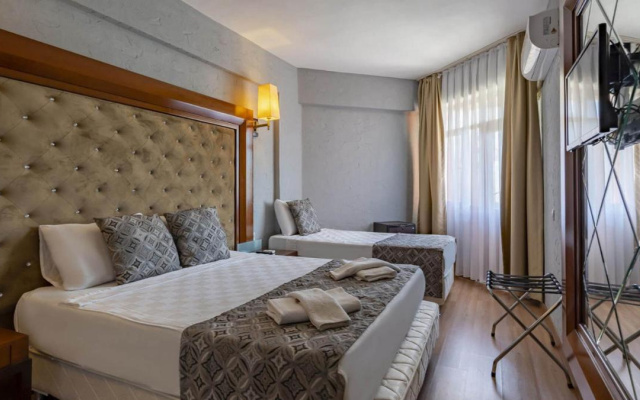 Lara Olympos Hotel