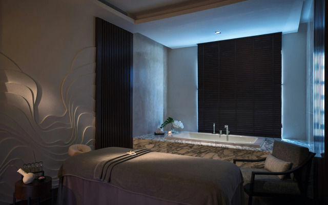 Renaissance Pattaya Resort & Spa