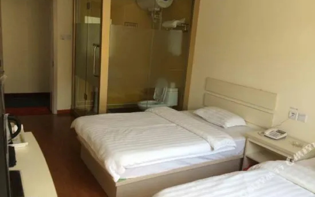 Yuying Hotel (North Railway Station)